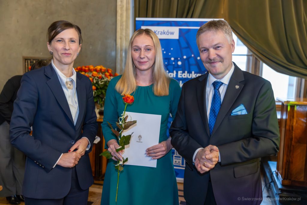 Źródło: https://www.krakow.pl/otofotokronika/222101,3480,0,0,otofoto.html